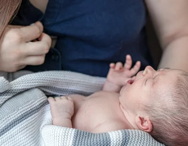 Miniatura: Nowe standardy opieki okołoporodowej....