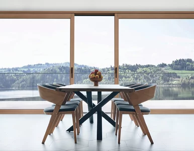 Miniatura: Stolarka, która zmienia dom