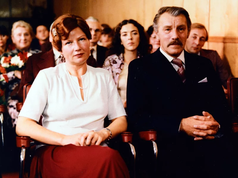 Ma ocenę 7,2/10 i jest jedną z najlepszych komedii PRL-u. Polacy nie pożałują