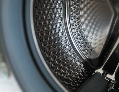 Miniatura: Przekrój, posyp, włóż do pralki. Efekt?...