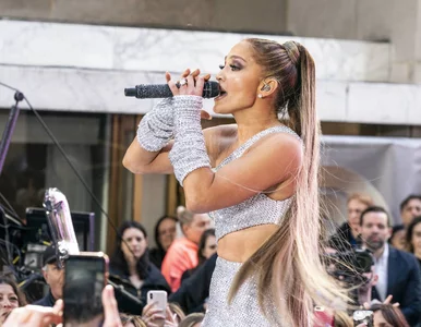 Miniatura: J.Lo i Cardi B jako striptizerki. Pierwsze...