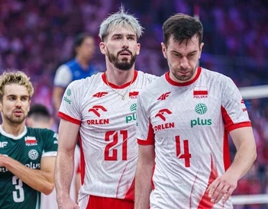 Miniatura: Po porażce Polaków zrobiło się gorąco....