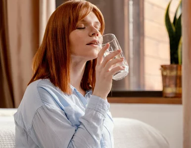 Miniatura: Pij szklankę 20 minut przed śniadaniem....