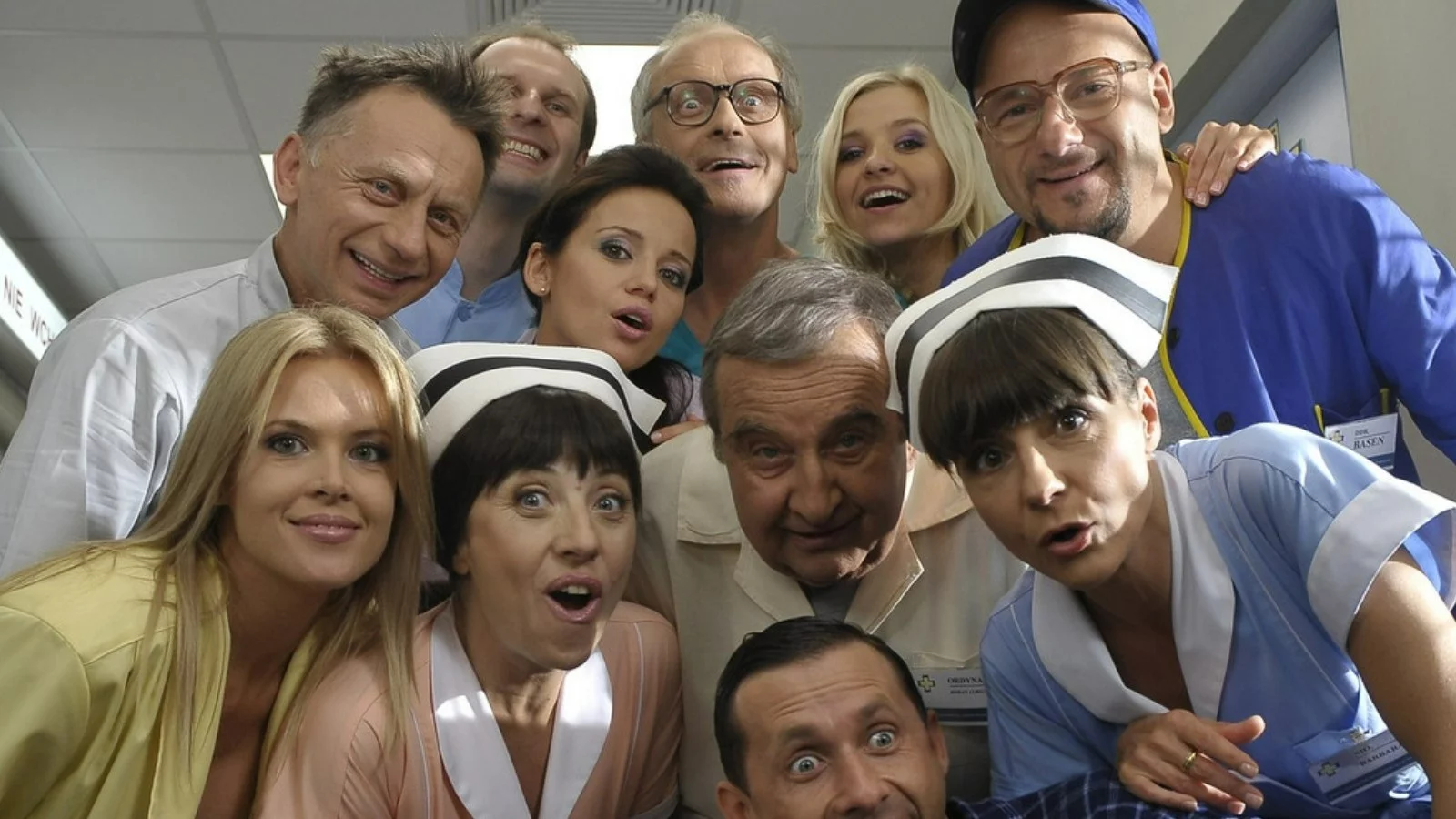 QUIZ z serialu „Daleko od noszy”. Pamiętacie doktora Wstrząsa?