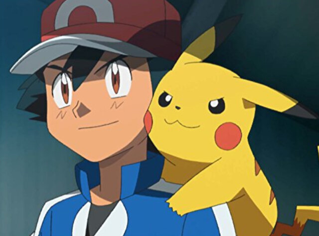 Jaki Pokemon siedzi na ramieniu Asha Ketchuma?