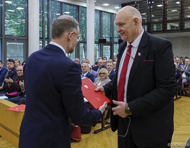 Miniatura: Nawrocki grzmi podczas jubileuszu 40-lecia...