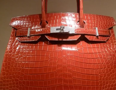 Miniatura: Kto ma prawo kupować luksusowe torebki...