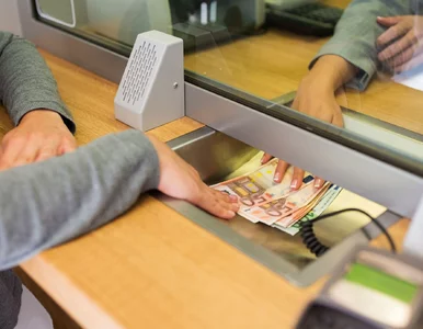 Miniatura: Kursy walut 8 kwietnia 2025. Po ile dolar,...