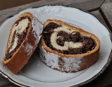 Miniatura: Sprawdziła skład gotowych mas makowych....