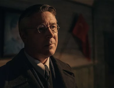 Miniatura: Okulary Tomasz Kota, fartuch Lindy i...