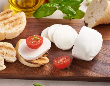 Miniatura: Ten ser jemy tylko na pizzy, a to duży...