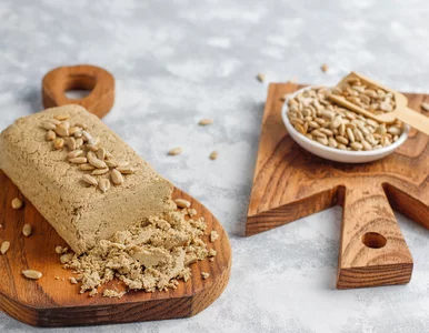 Miniatura: Nie kupuj w sklepie! Zrób domową chałwę z...