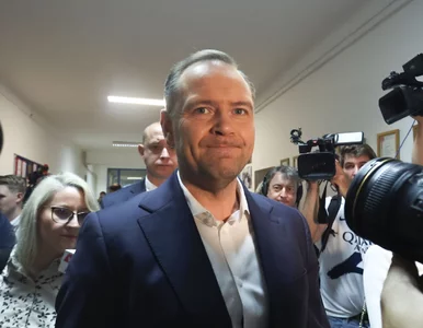 Miniatura: Karol Nawrocki bohaterem kibiców...
