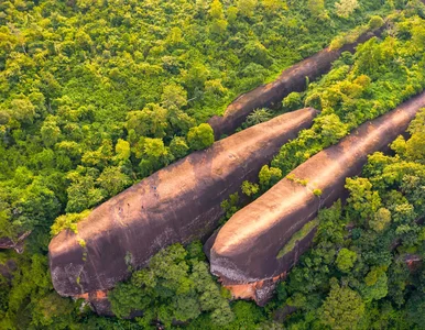 Miniatura: Do tego miejsca ściągają turyści z całego...