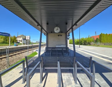 Miniatura: Dworzec przy drodze na Hel wypiękniał....