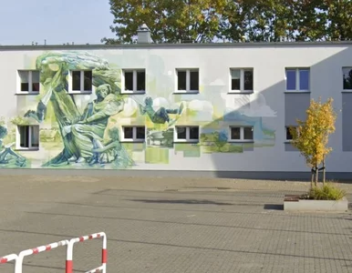 Miniatura: Dzieci wymiotowały, ze szkoły ewakuowano...