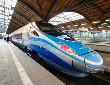 Miniatura: Tanio jak u konkurencji. PKP przeceniło...