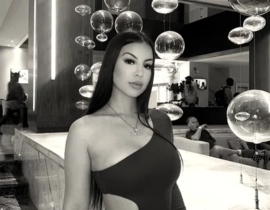 Miniatura: Tragiczna śmierć 22-letniej piosenkarki....