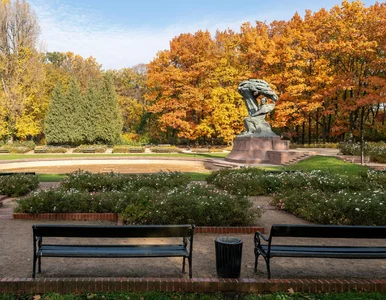 Miniatura: Zamieszanie przed ważną warszawską...