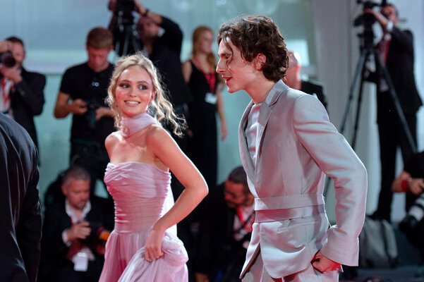 Miniatura: Lily-Rose Depp i Timothee Chalamet...