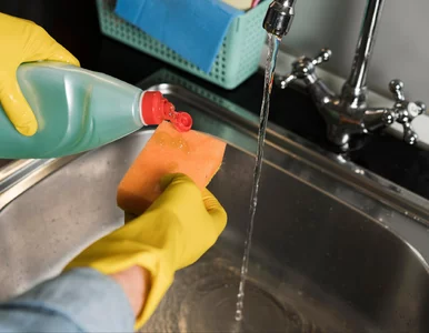 Miniatura: Jak zrobić własny płyn do naczyń w domu?...