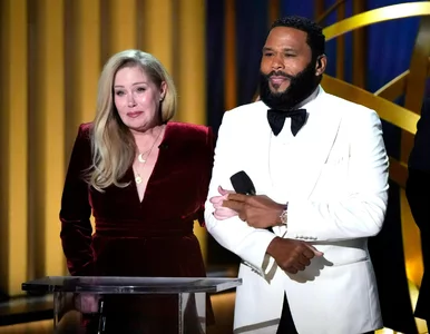 Miniatura: Christina Applegate pojawiła się na scenie...