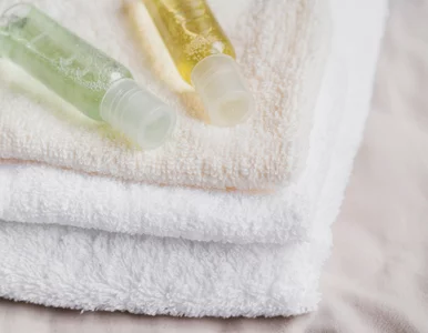 Miniatura: Kup w aptece za 5 zł i dodaj do prania....