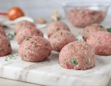 Miniatura: To nie są zwykłe mielone. Jeden kotlet ma...