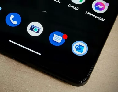 Miniatura: Nowa fala fałszywych SMS-ów. Tym razem...