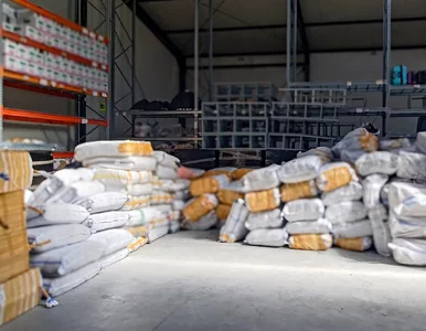 Miniatura: Magazyn podróbek w Polsce. Zabezpieczyli...