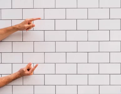 Miniatura: Twoje fugi ciemnieją? Ten domowy trik...