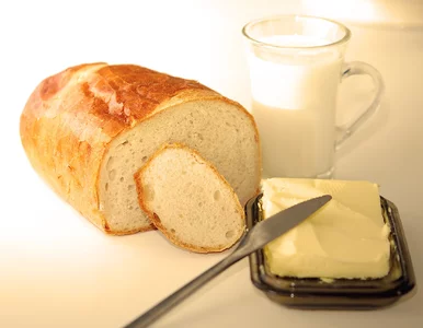 Miniatura: Masło połowę taniej, mleko gratis i...