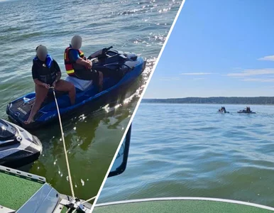 Miniatura: Wybrali się w rejs skuterami, wpłynęli do...