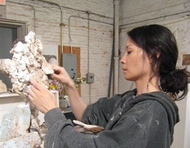Aktorka Lucy Liu spełnia się jako artystka. Jej prace doceniane są na...
