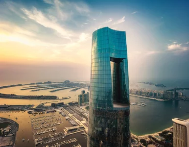 Miniatura: Otwarto najwyższy hotel na świecie....