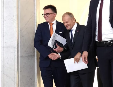 Miniatura: Szymon Hołownia wraca do gry. Na stole ma...