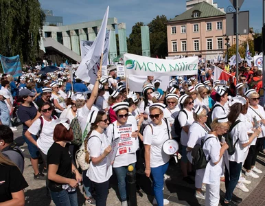 Miniatura: Bat na szpitalnych milionerów i bunt...