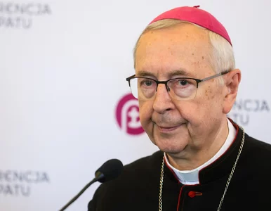 Miniatura: Księża oburzeni nowym mieszkaniem abp....