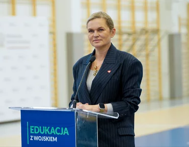 Miniatura: Szefowa MEN o „mocnym przestawieniu...