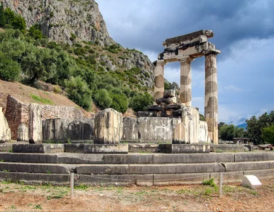 Miniatura: Polacy okradali zabytek w Grecji. Grozi im...