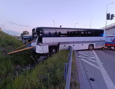 Miniatura: Kraków. Autobus uderzył w autobus. Nie...