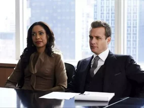 Miniatura: Gwiazda serialu „W garniturach” ofiarą....