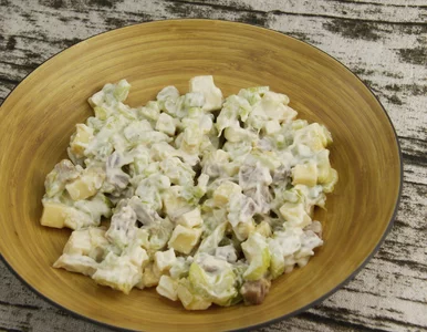 Miniatura: Tę sałatkę z PRL-u kocham bardziej niż...