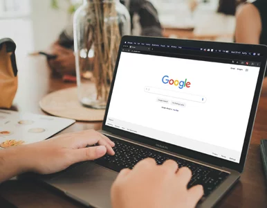 Miniatura: Google pod ostrzałem UOKiK. Zarzuty wobec...