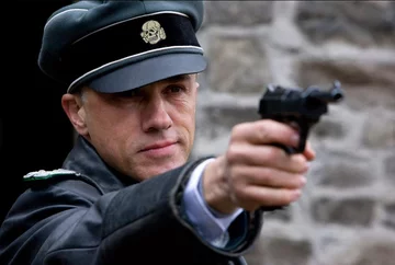 Dlaczego Hans Landa z "Bękartów wojny" służył w SS?