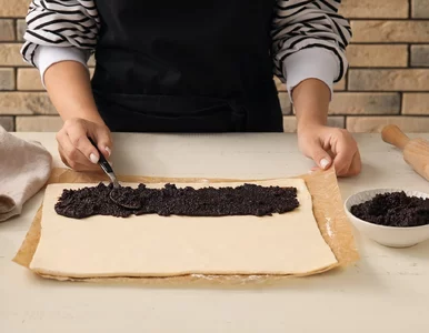 Miniatura: Najprostszy makowiec na dużą blachę. W...