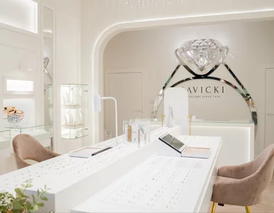 Miniatura: Salon jubilerski nie powinien przypominać...