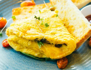 Miniatura: Omlet jeszcze nigdy nie był tak puszysty....
