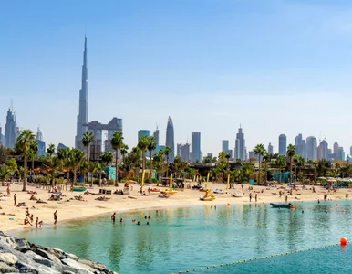 Miniatura: Polak utknął z rodziną w Dubaju. Nie...
