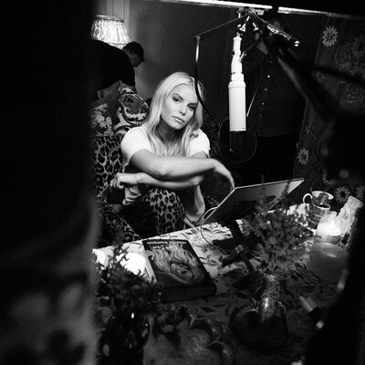 Miniatura: Jessica Simpson na Instagramie. Ma ponad 5...